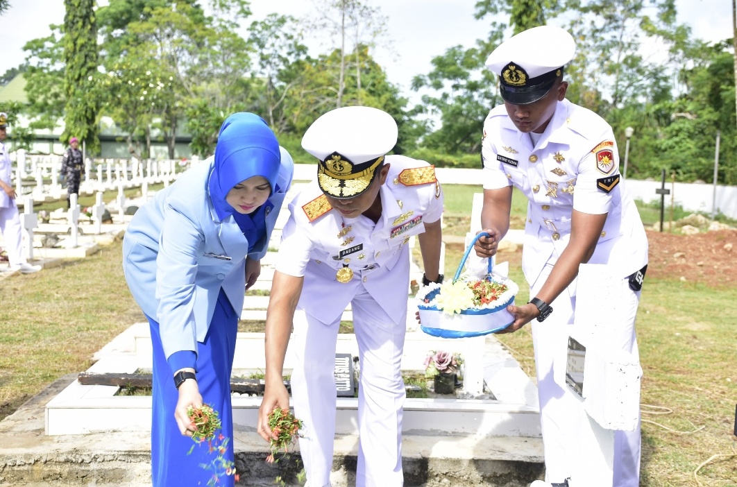 Penghormatan Pahlawan, Kodaeral X Gelar Ziarah Rombongan Peringati Hari Armada RI 2025
